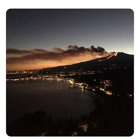 Lucy Home Lussuoso Appartamento Recanati Mare Giardini Naxos Eksteriør billede